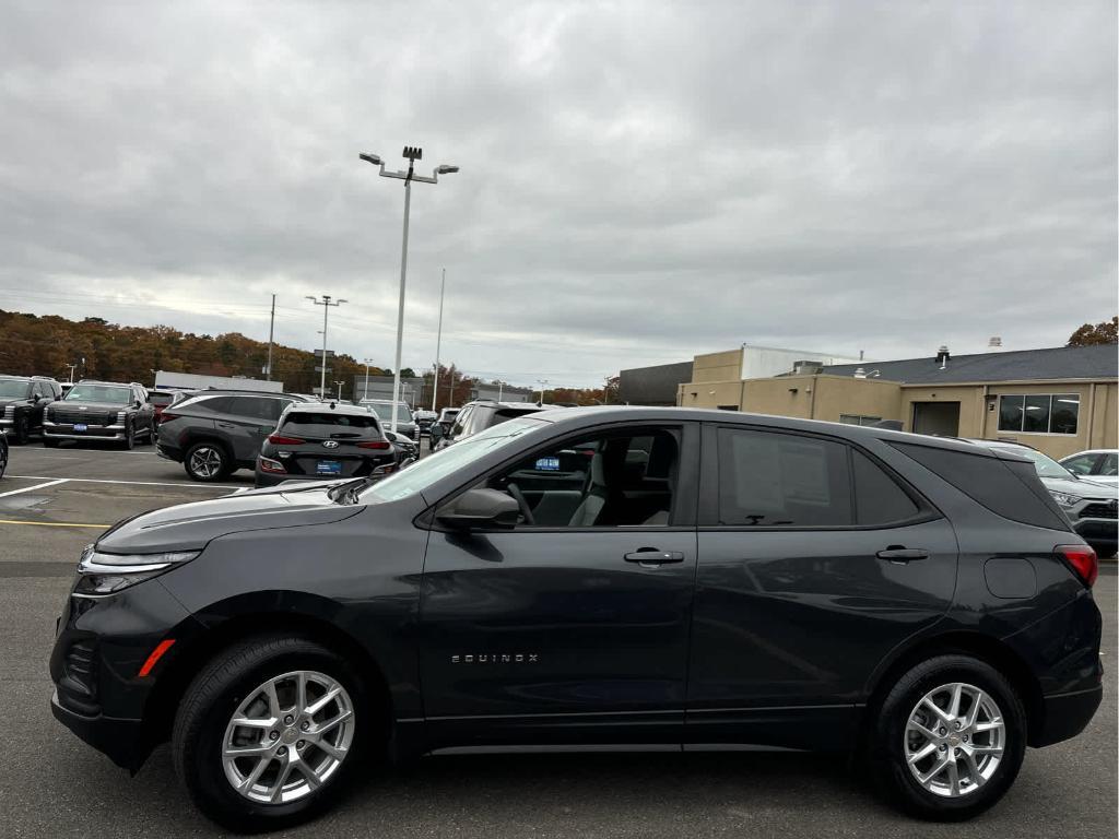 used 2022 Chevrolet Equinox car, priced at $17,999