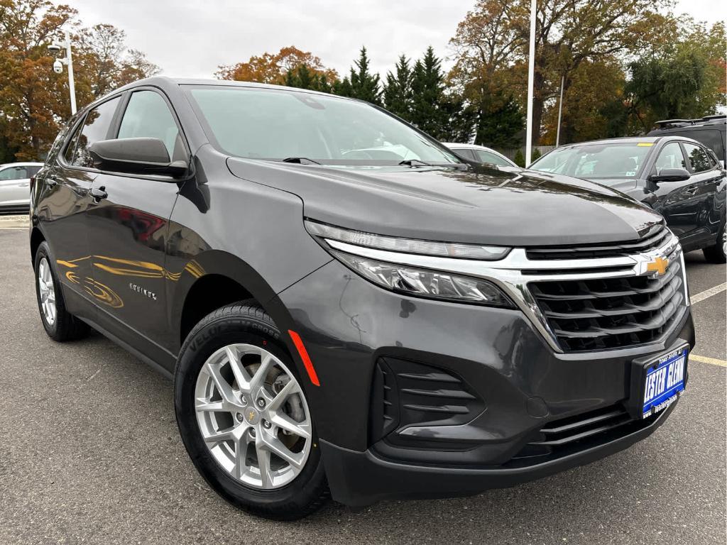 used 2022 Chevrolet Equinox car, priced at $17,999