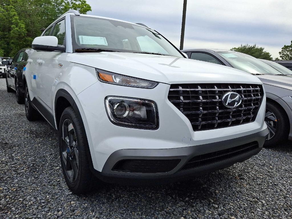 new 2025 Hyundai Venue car, priced at $23,550