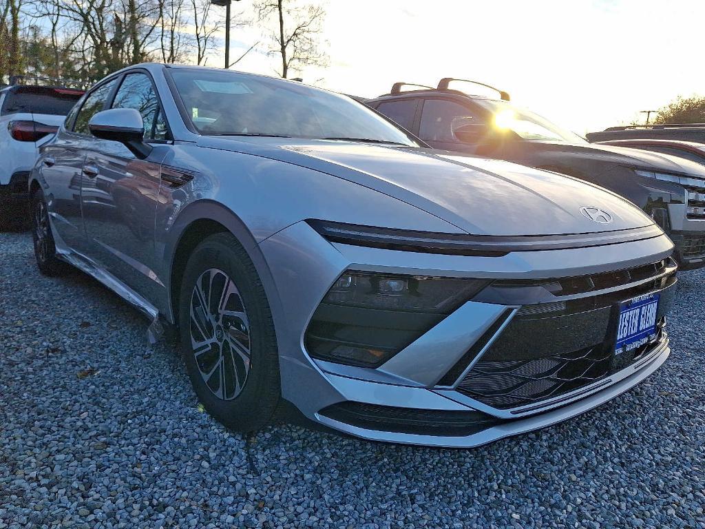 new 2026 Hyundai Sonata Hybrid car, priced at $30,915