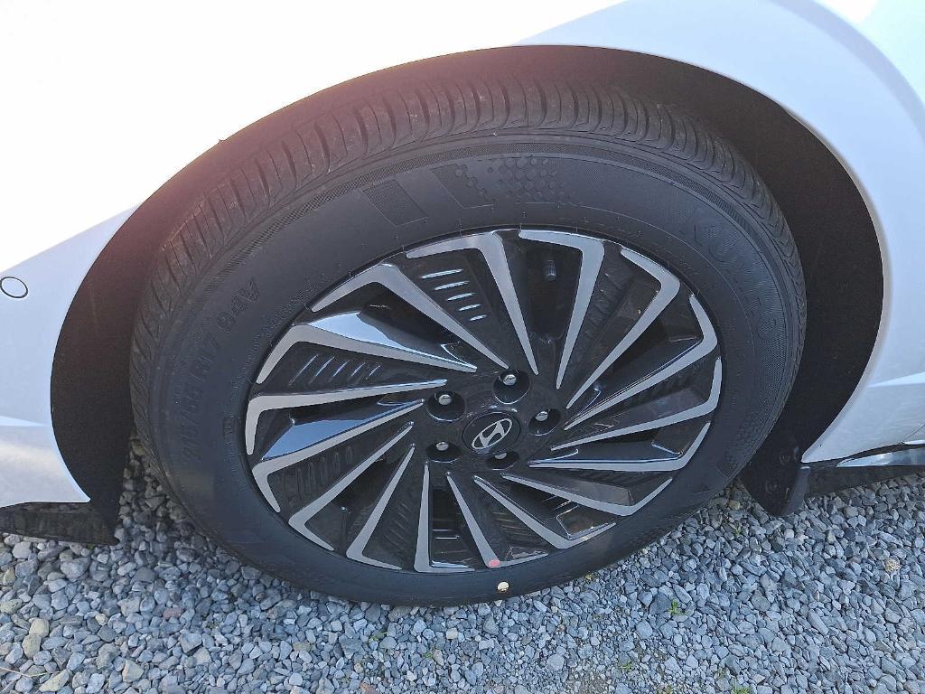 new 2026 Hyundai Sonata Hybrid car, priced at $40,355