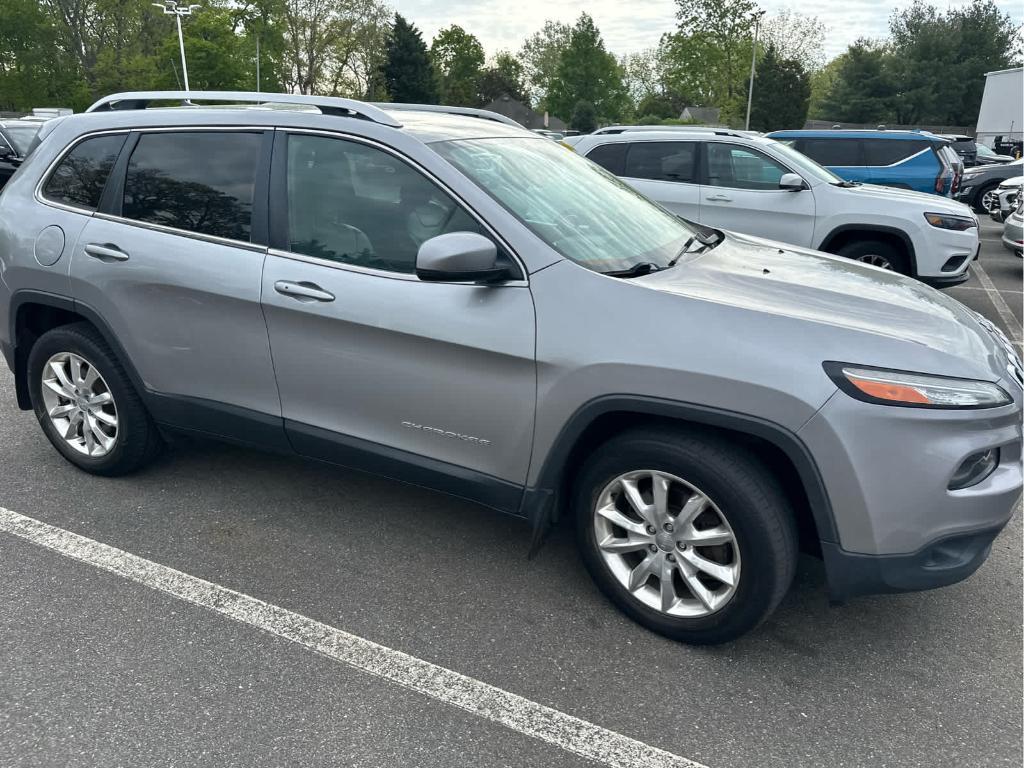 used 2017 Jeep Cherokee car, priced at $12,744