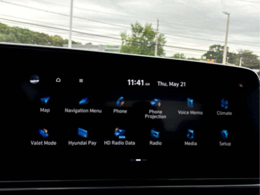 used 2023 Hyundai Elantra car, priced at $23,044