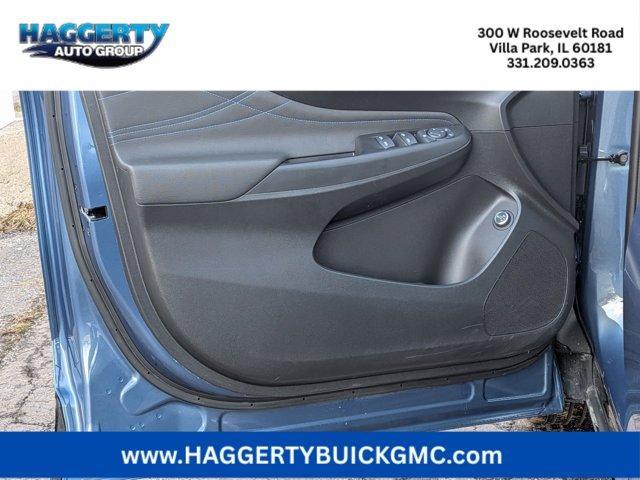 new 2025 Buick Envista car, priced at $28,225