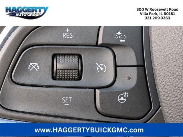 new 2025 Buick Envista car, priced at $28,225