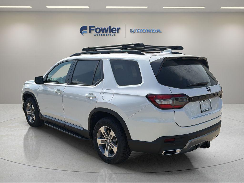 new 2026 Honda Pilot car, priced at $49,758