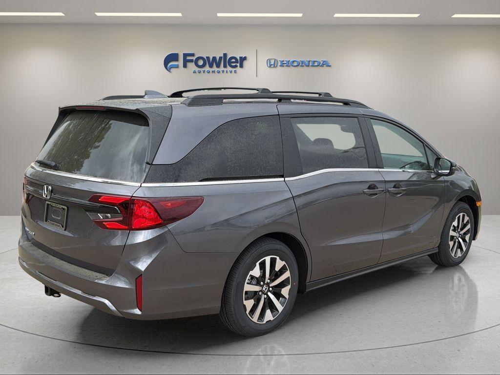 new 2026 Honda Odyssey car, priced at $45,234
