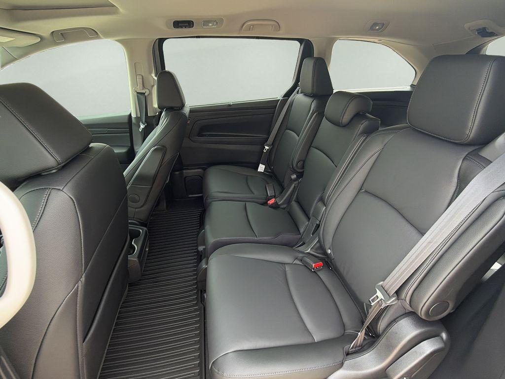 new 2026 Honda Odyssey car, priced at $45,234