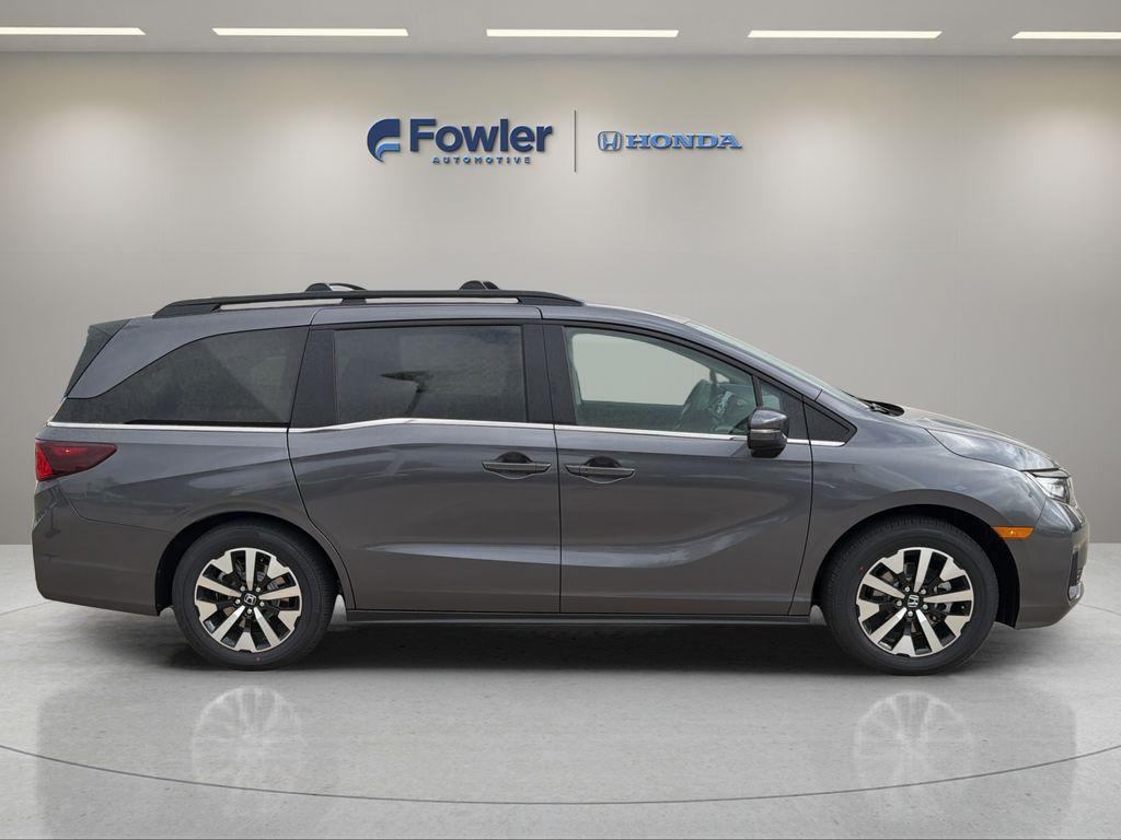 new 2026 Honda Odyssey car, priced at $45,234