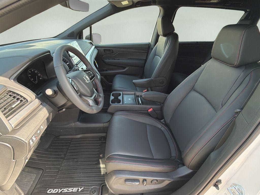 new 2026 Honda Odyssey car, priced at $46,424