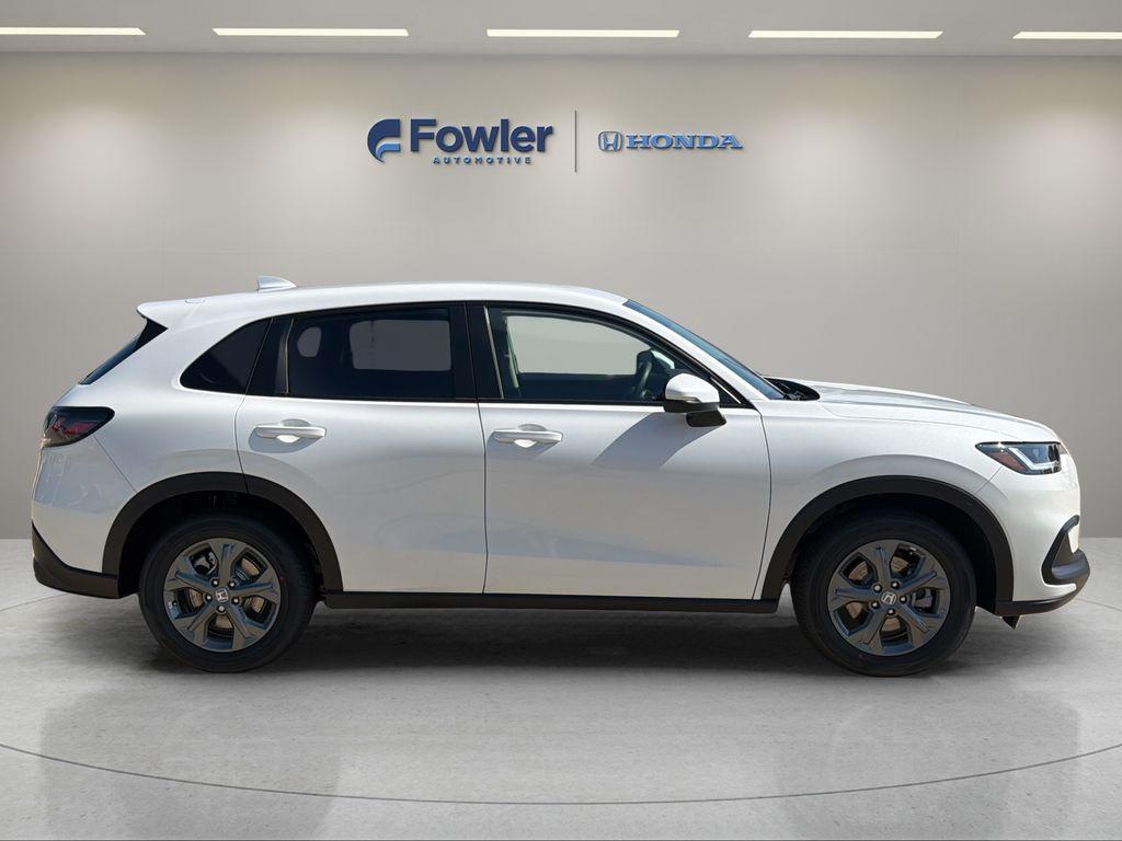 new 2027 Honda HR-V car, priced at $29,903