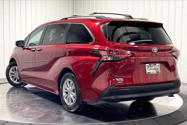 used 2022 Toyota Sienna car, priced at $33,975