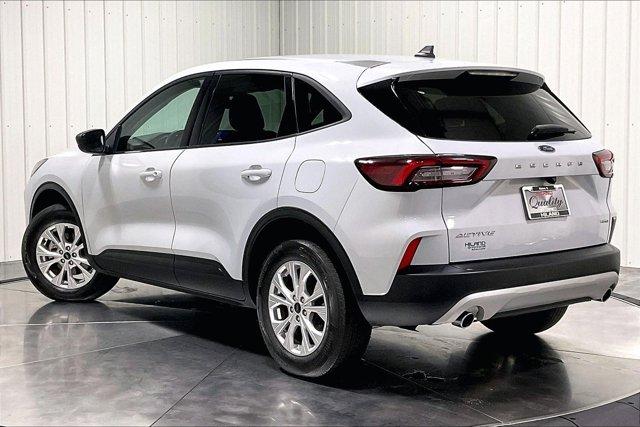 used 2025 Ford Escape car, priced at $25,975