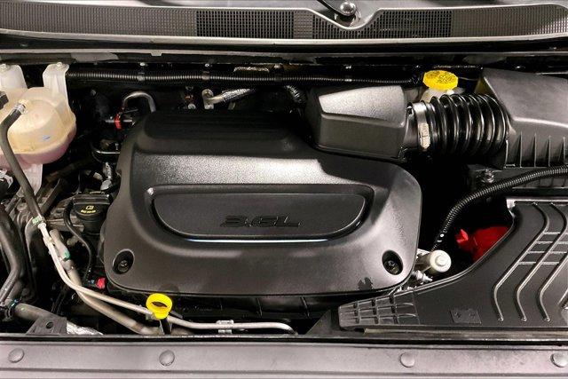 used 2024 Chrysler Pacifica car, priced at $26,975