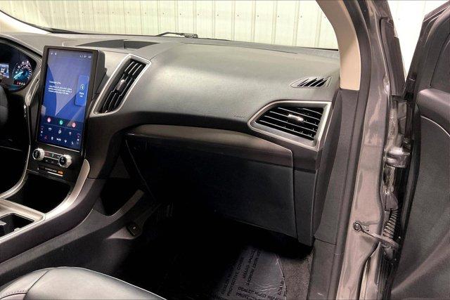 used 2024 Ford Edge car, priced at $24,975