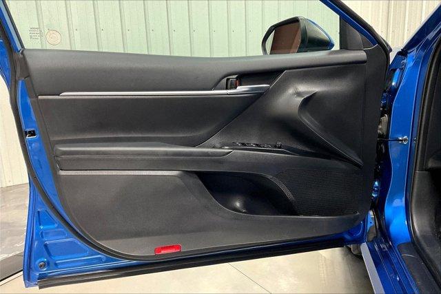 2020 Blue Streak Metallic Toyota Camry