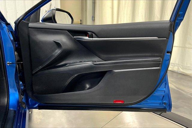2020 Blue Streak Metallic Toyota Camry