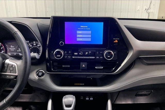 used 2023 Toyota Highlander car, priced at $37,975