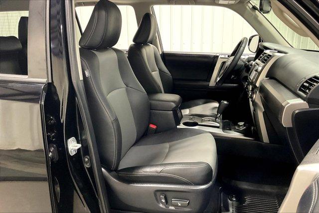 2019 Midnight Black Toyota 4Runner
