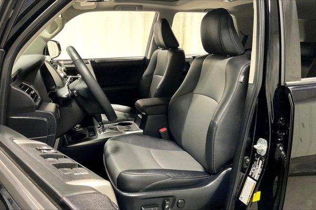 2019 Midnight Black Toyota 4Runner