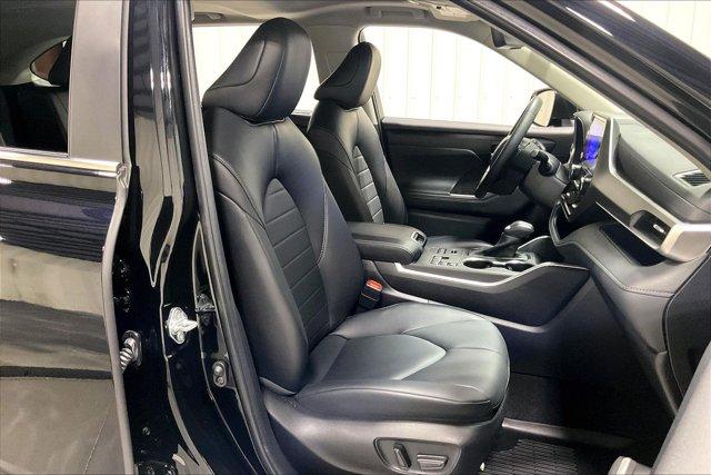 used 2024 Toyota Highlander car, priced at $42,975