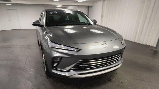 used 2025 Buick Envista car, priced at $23,318