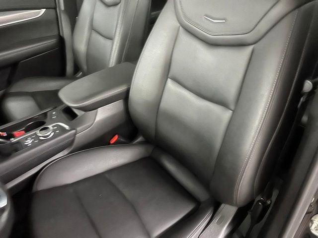 used 2024 Cadillac XT6 car, priced at $42,324