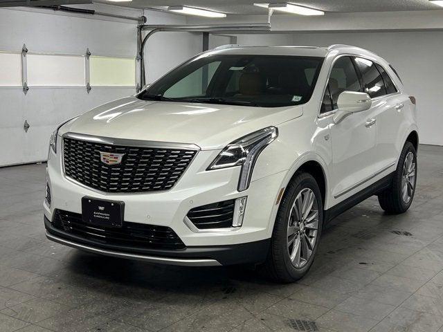 new 2025 Cadillac XT5 car, priced at $55,074