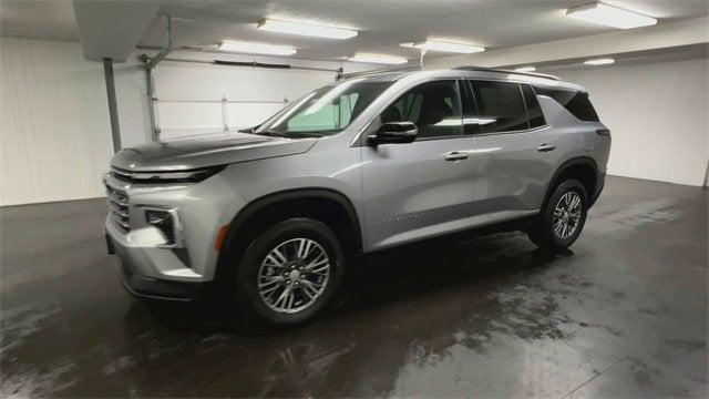 new 2025 Chevrolet Traverse car, priced at $42,519