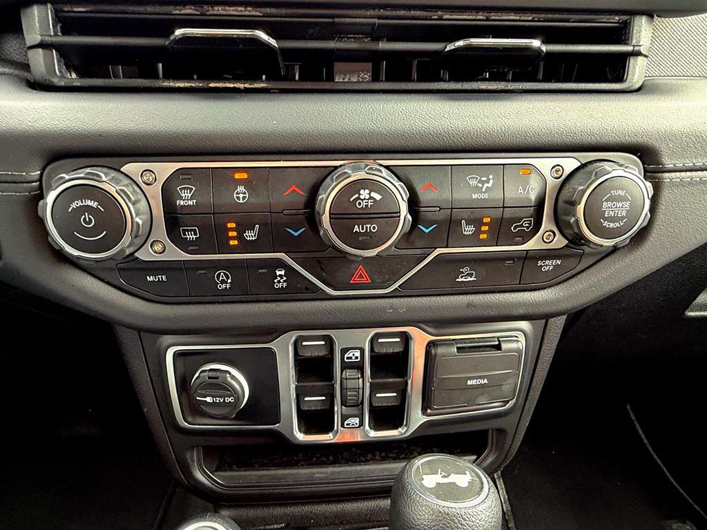 used 2025 Jeep Wrangler car, priced at $39,798