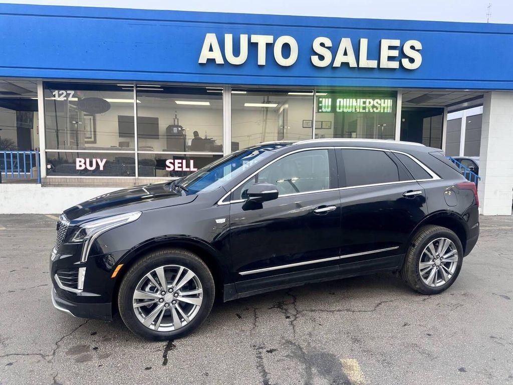 used 2024 Cadillac XT5 car, priced at $27,950