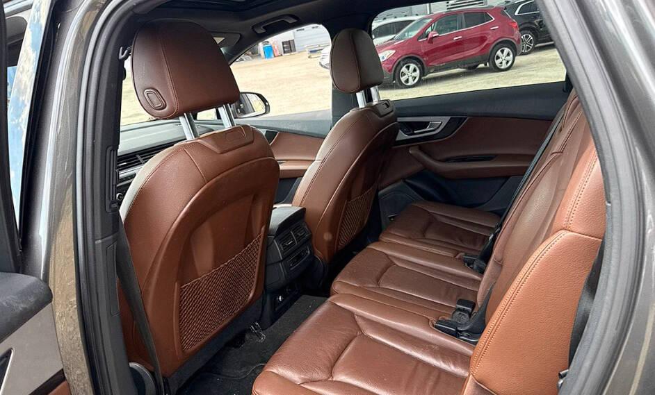 used 2019 Audi Q7 car, priced at $14,750