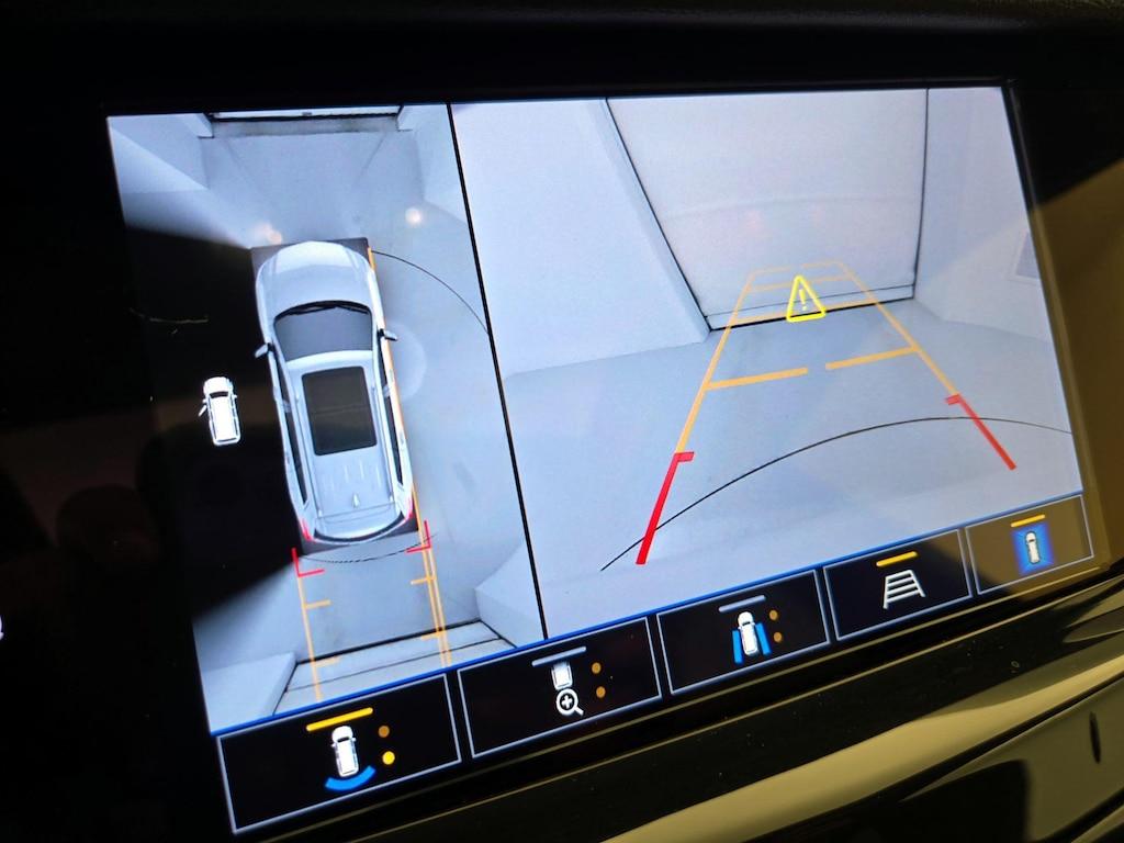 used 2023 Cadillac XT6 car, priced at $47,998