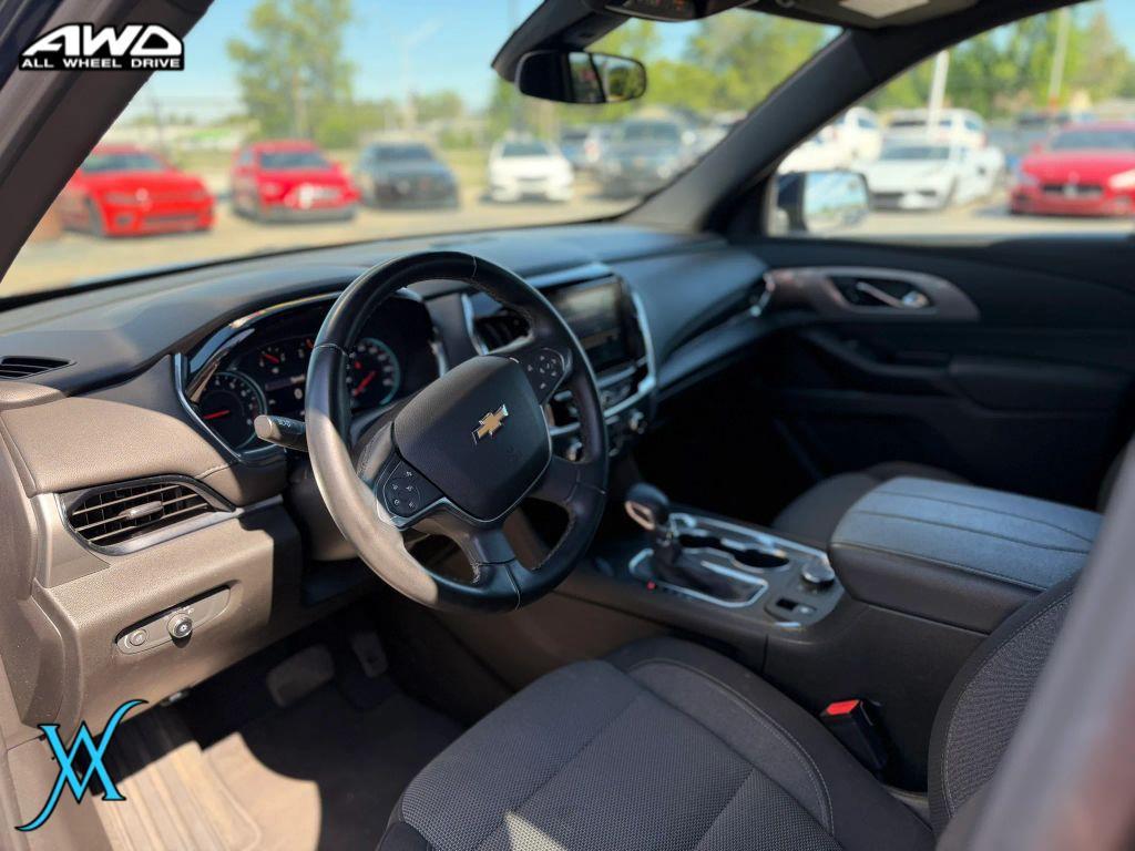 used 2023 Chevrolet Traverse car, priced at $23,995