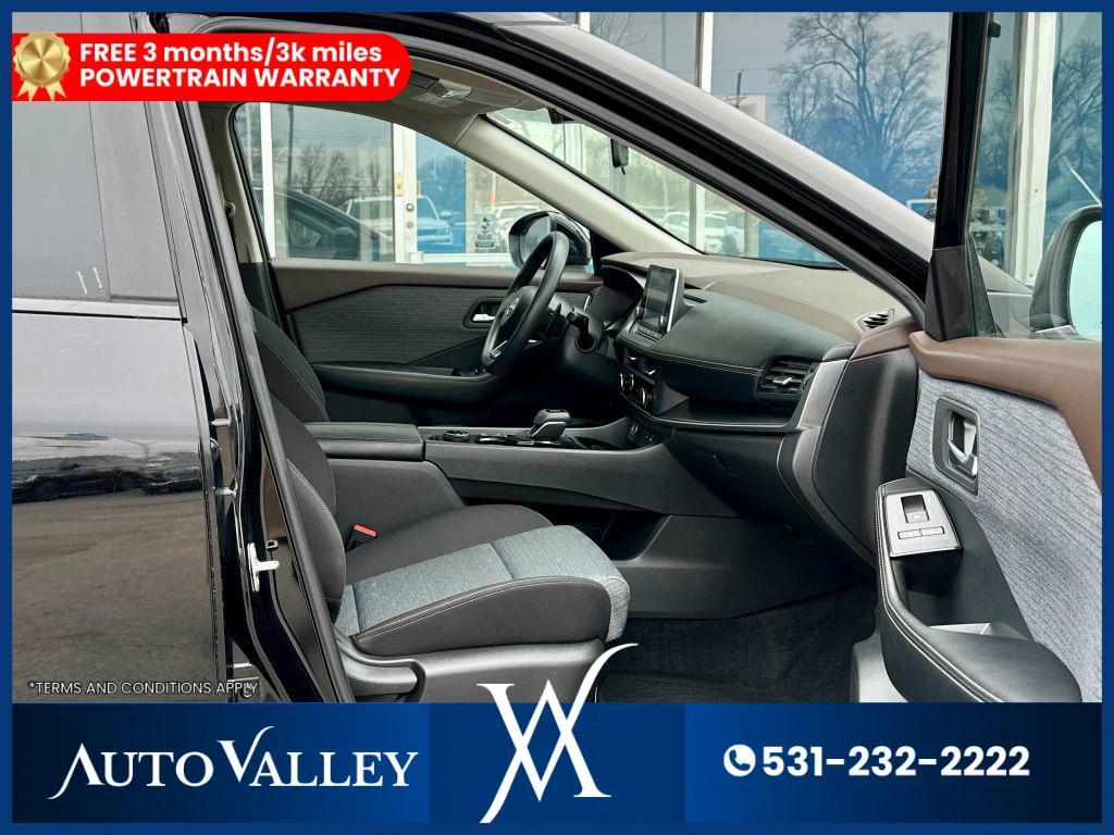 used 2023 Nissan Rogue car, priced at $19,995