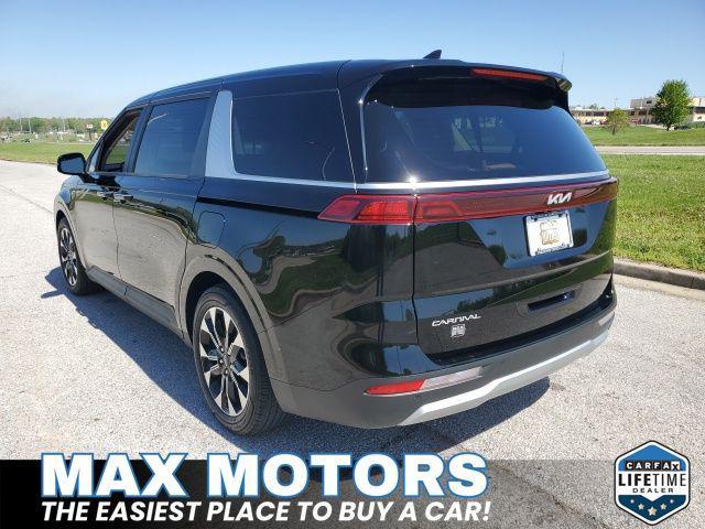 used 2024 Kia Carnival car, priced at $35,580
