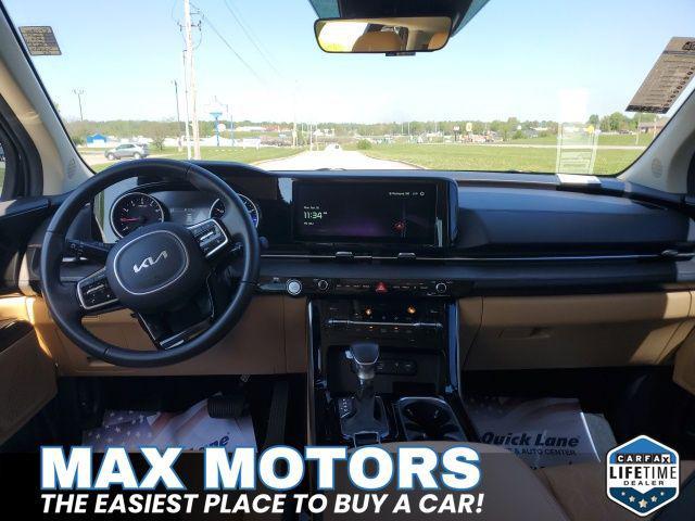 used 2024 Kia Carnival car, priced at $35,580