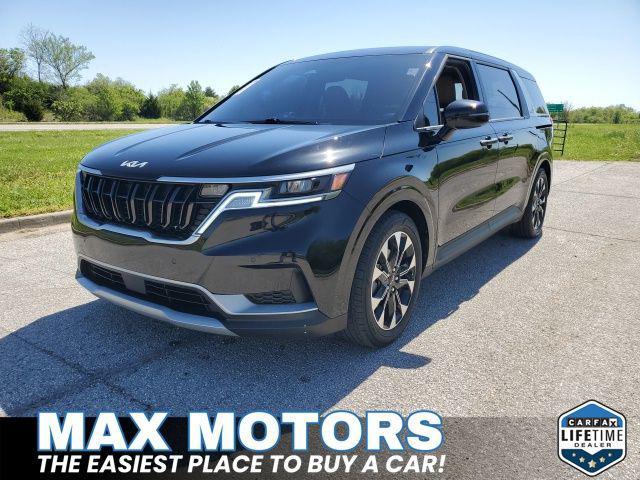 used 2024 Kia Carnival car, priced at $35,580