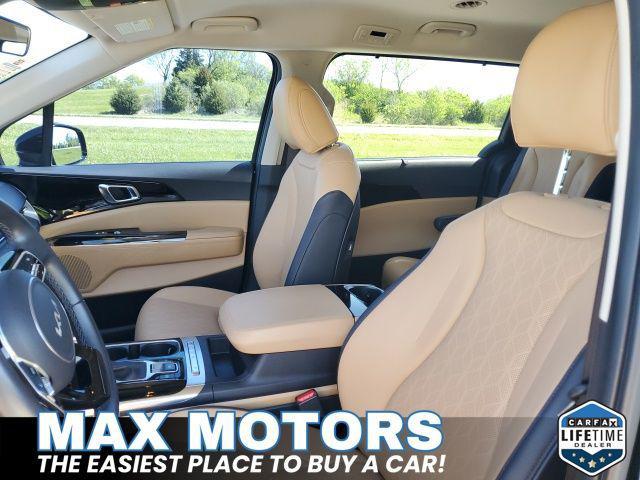 used 2024 Kia Carnival car, priced at $35,580