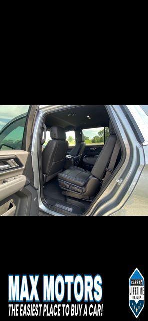 used 2025 GMC Yukon car, priced at $68,976