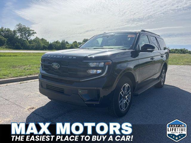 used 2025 Ford Expedition car, priced at $59,976