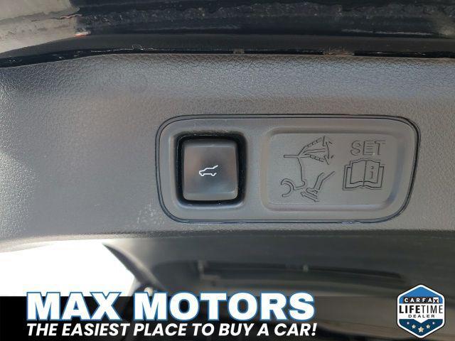 used 2023 Lincoln Navigator car, priced at $59,981