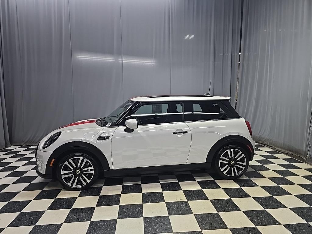 used 2024 MINI Hardtop car, priced at $25,995