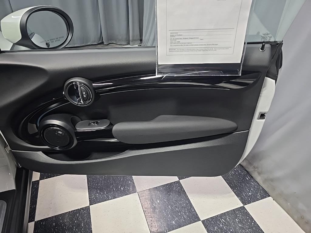 used 2024 MINI Hardtop car, priced at $25,995