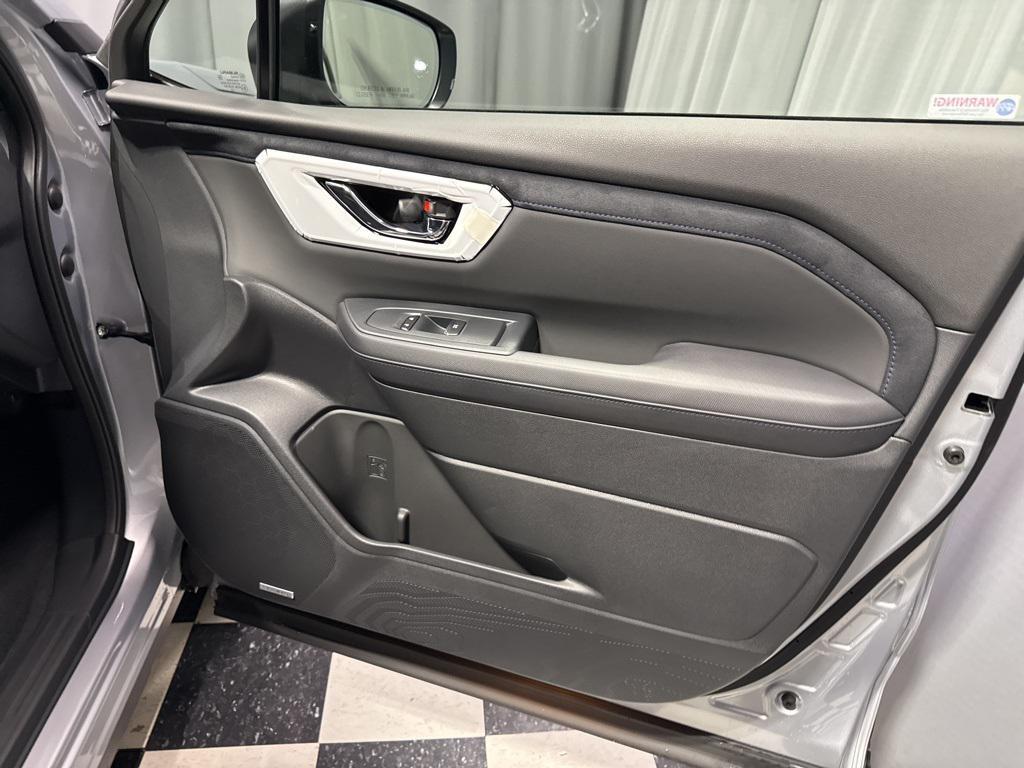 new 2025 Subaru Forester car, priced at $39,731