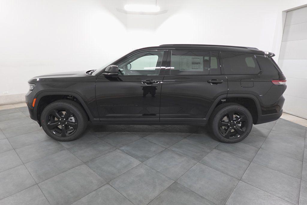 new 2025 Jeep Grand Cherokee L car, priced at $43,323