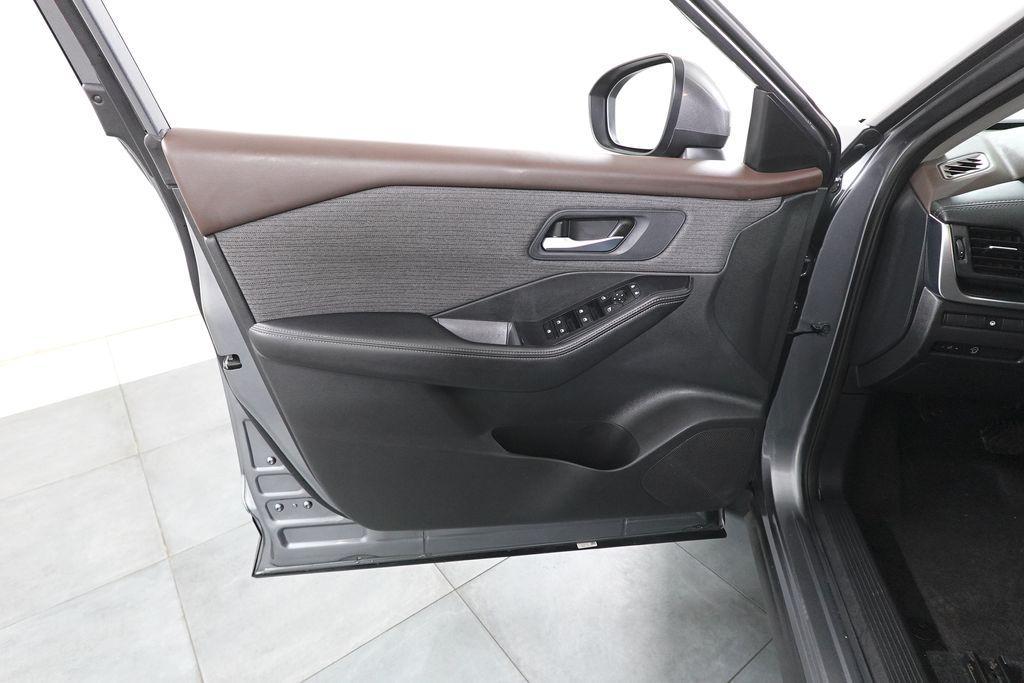 used 2023 Nissan Rogue car, priced at $17,268