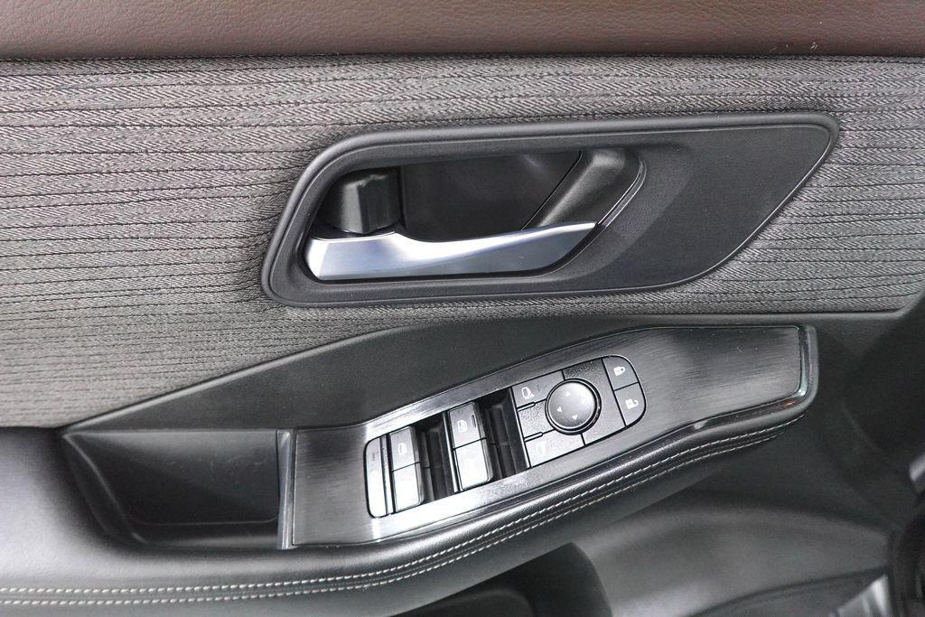 used 2023 Nissan Rogue car, priced at $17,268