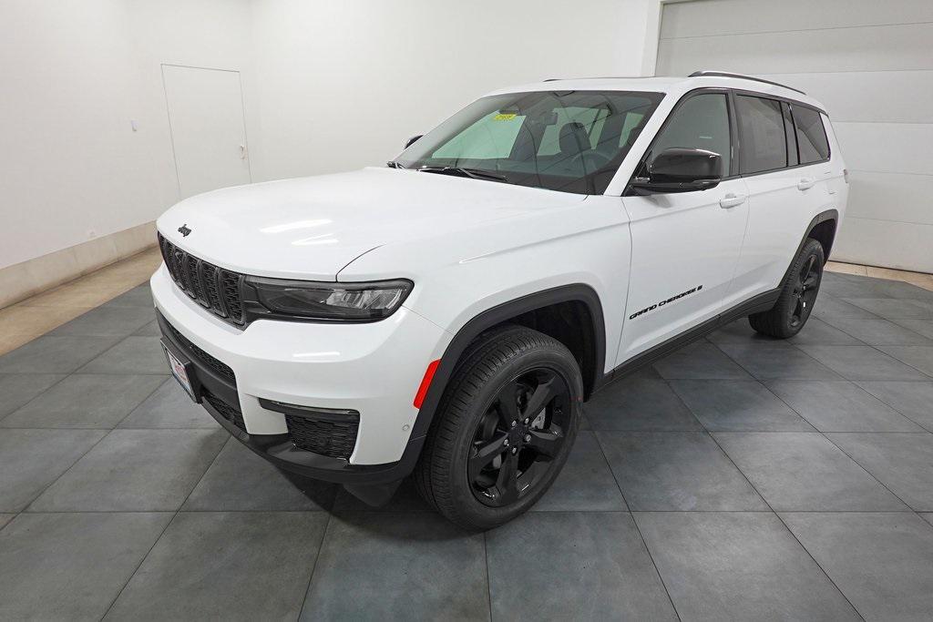 new 2025 Jeep Grand Cherokee L car, priced at $57,165