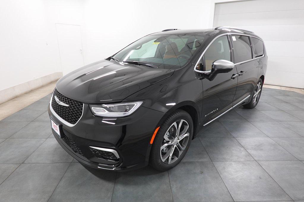 new 2026 Chrysler Pacifica car, priced at $57,035